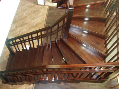Деревянная лестница от Мастерской Ди Пьетро